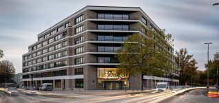 Office building and headquarters of AKQUINET GmbH at Werner-Otto-Strasse 6 in Hamburg.